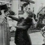 zarabatyvaya-na-zhizn-making-a-living-charli-chaplin-1914g