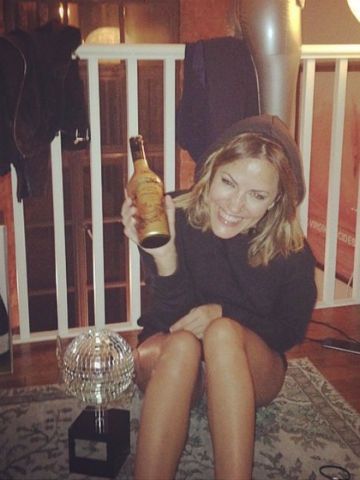 caroline-flack-poses-with-strictly-trophy-after-deleting-post-about-break-up-song-8230-is-she-missing-ex-jack-street