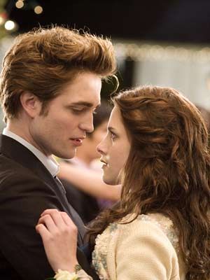 see-video-first-trailer-for-twilight-sequel-new-moon